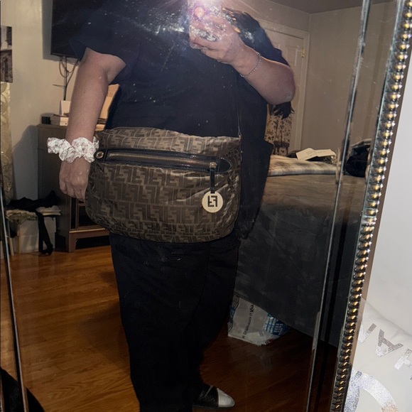 Preloved Fendi crossbody bag great condition FF long brown color nylon - Picture 11 of 13